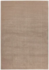 Univerzálny jednofarebný koberec v béžovej farbe, ľahko ním zariadiš jedáleň alebo spálňu.