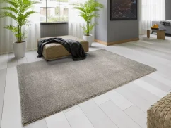 Jednofarebný behúň môže doplniť tvoj interiér aj vďaka svojej jednoduchosti.