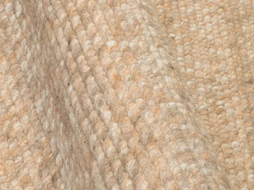 Vlnený guľôčkový štvorcový koberec vo farbe kapučíno - M