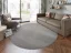Tmavo šedý kruhový koberec sa stane stredobodom tvojej domácnosti.