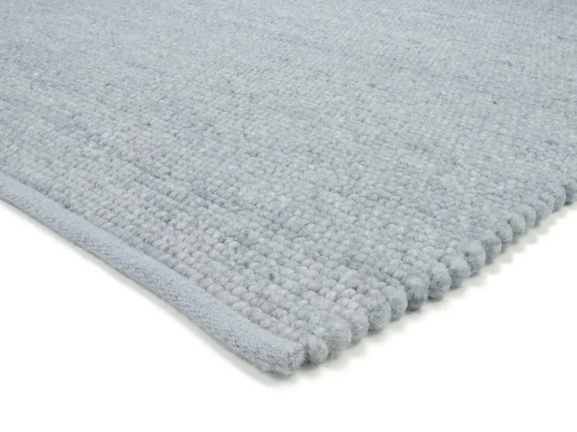 Šedo-modrý vlnený guľôčkový štvorcový koberec - M