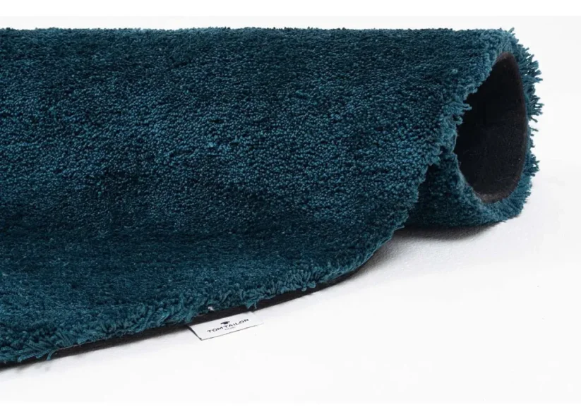 Petrolejovo modrý shaggy koberec Cozy Pebble - TOM TAILOR - S
