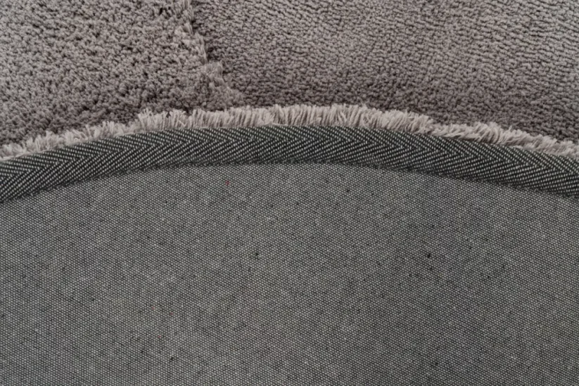 Dizajnový strieborný koberec Kvapka - vlna - M